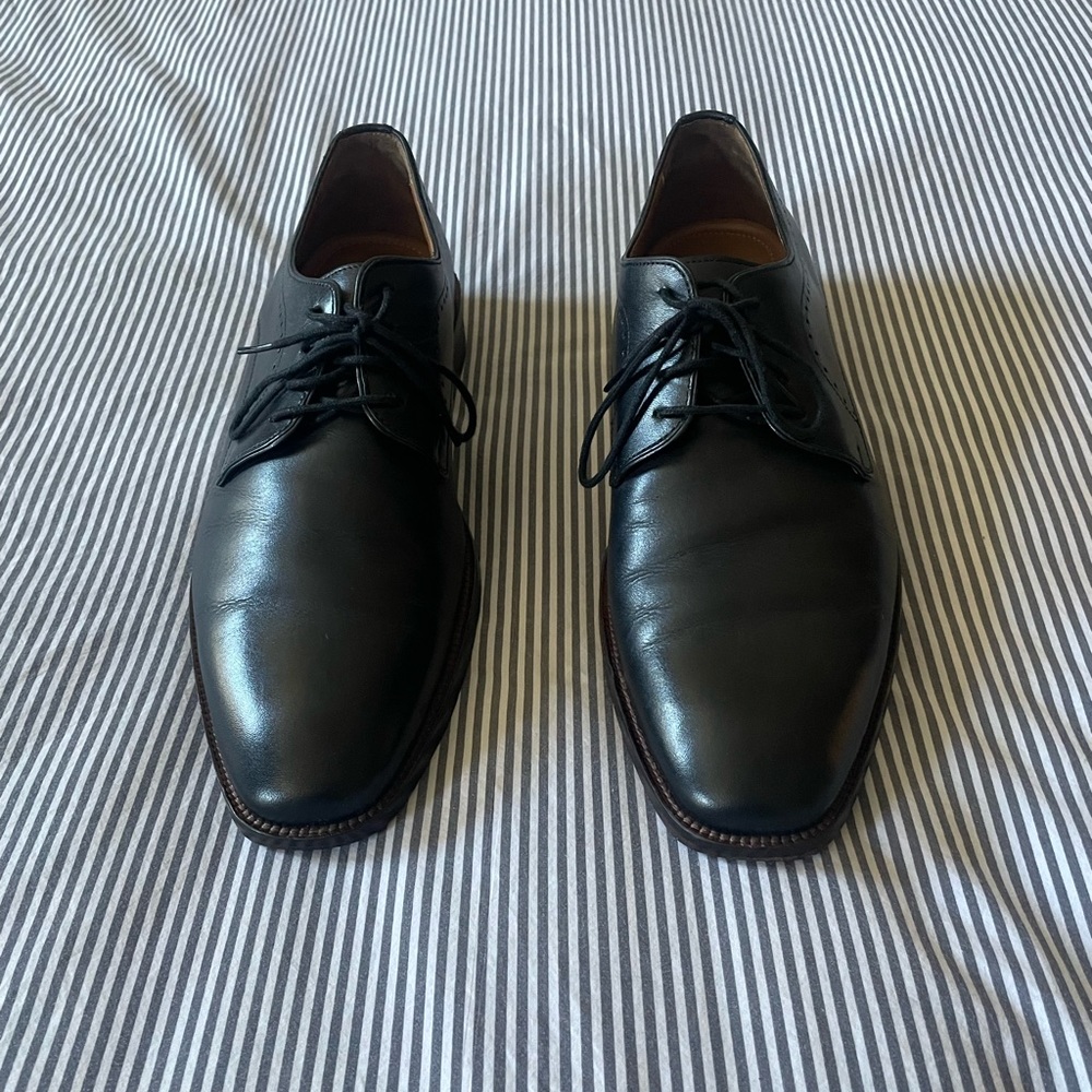 Black Johnston & Murphy Oxford Size 9